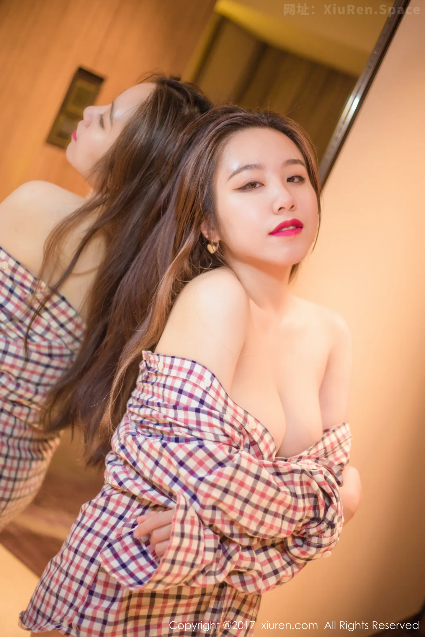 图片[6]-[XiuRen秀人网]VOL.823 嫩模吃白菜的vi菜菜居家私房全裸秀诱人酮体极致诱惑写真48P-秀人网官方网站